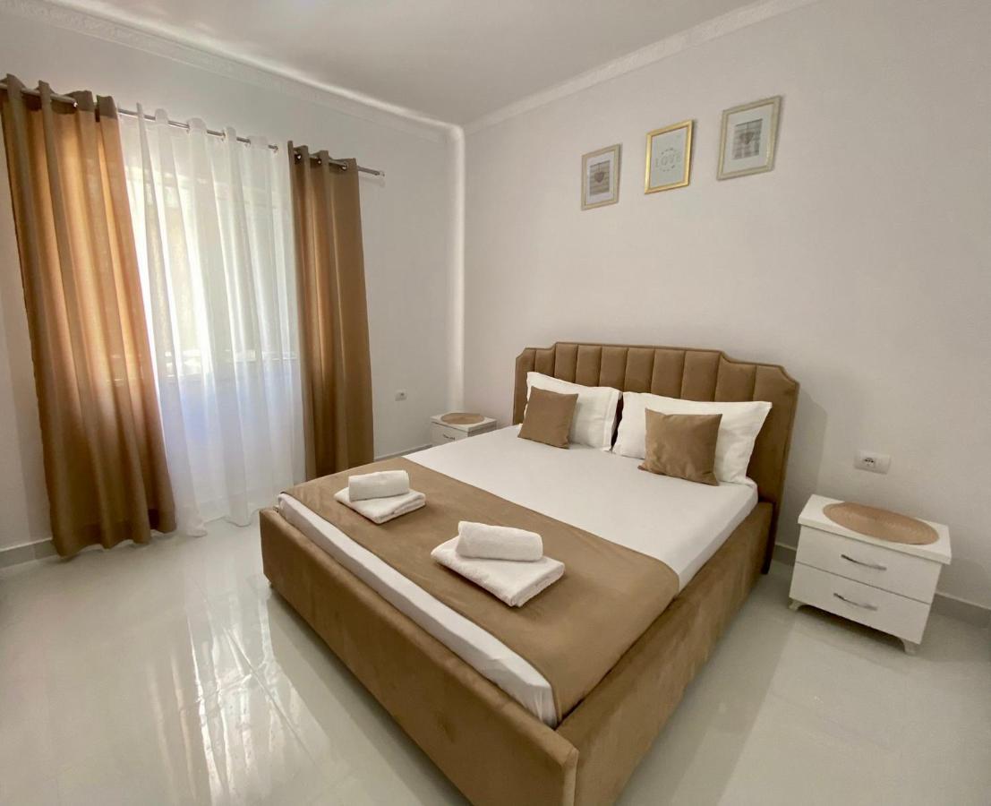 Ona Apartament Sarandë Exteriör bild