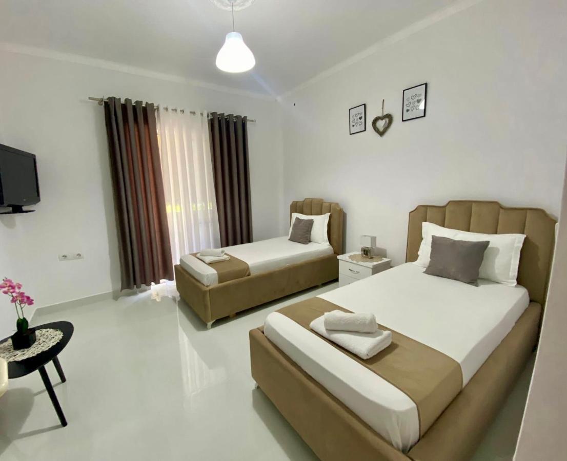 Ona Apartament Sarandë Exteriör bild
