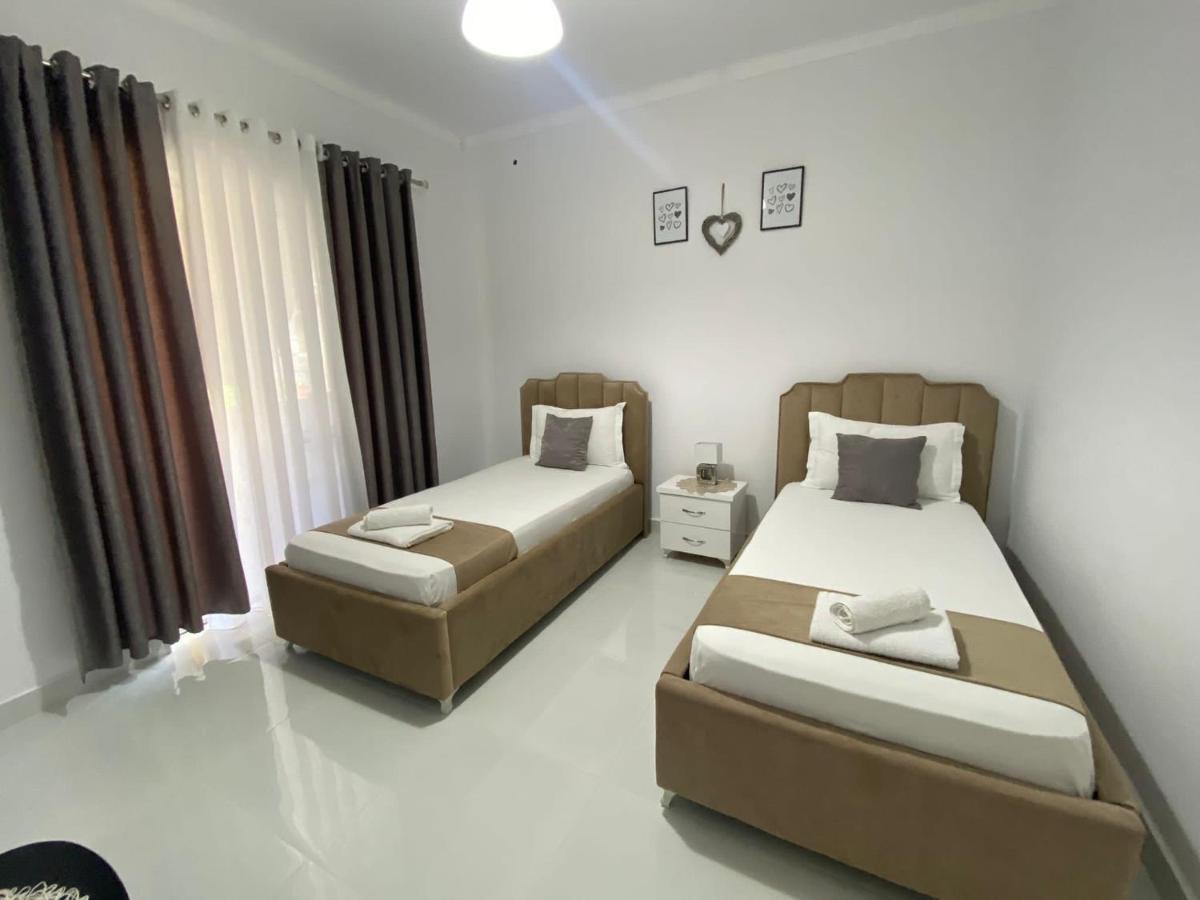 Ona Apartament Sarandë Exteriör bild