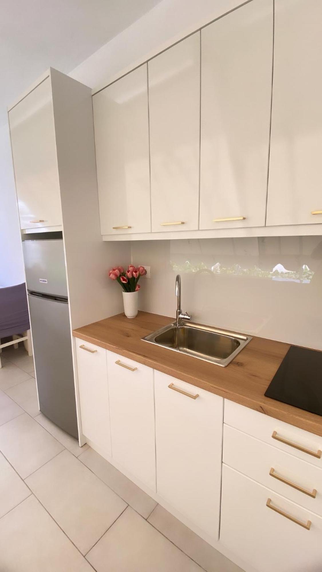 Ona Apartament Sarandë Exteriör bild
